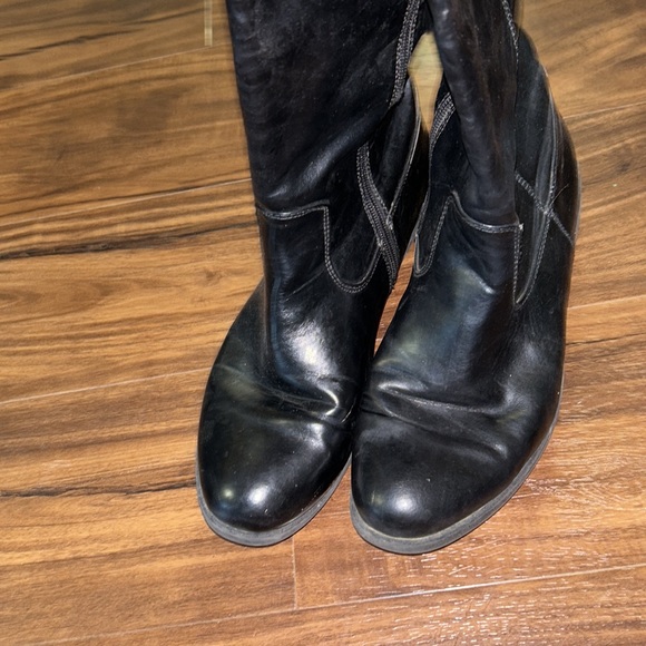 Maurices tall black boots - Picture 4 of 14